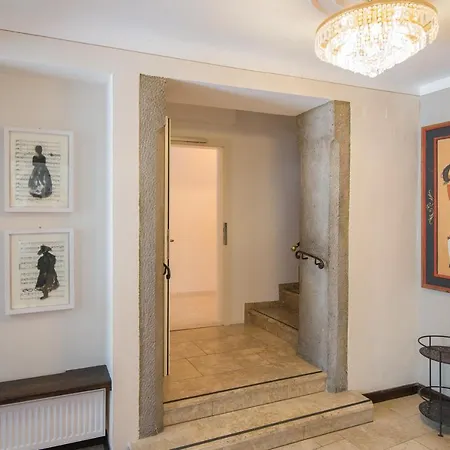 Boutiquehotel Amadeus Hotel 4*