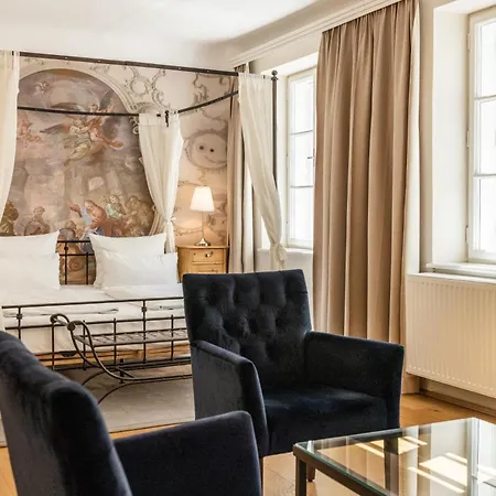 Boutiquehotel Amadeus Hotel 4*