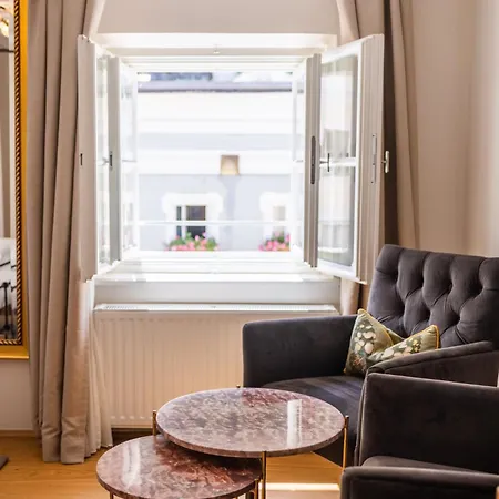 Hotel Boutiquehotel Amadeus 4*